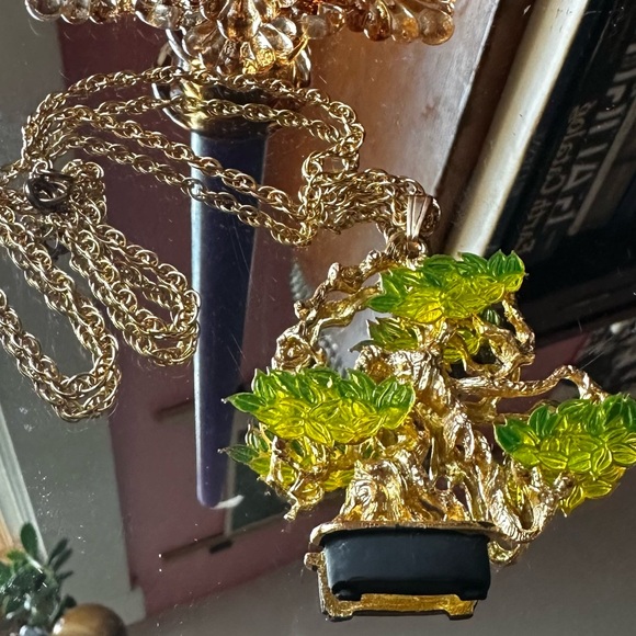 Vintage Plique-a-Jour Bonsai Tree Lucky Pendant Necklace - Picture 6 of 6
